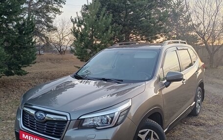 Subaru Forester, 2018 год, 2 200 000 рублей, 2 фотография