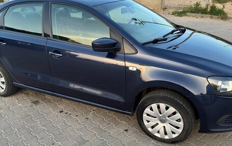 Volkswagen Polo VI (EU Market), 2011 год, 750 000 рублей, 18 фотография