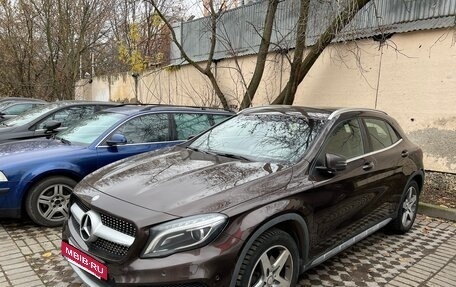 Mercedes-Benz GLA, 2015 год, 2 000 000 рублей, 2 фотография