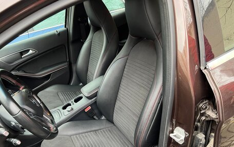 Mercedes-Benz GLA, 2015 год, 2 000 000 рублей, 17 фотография