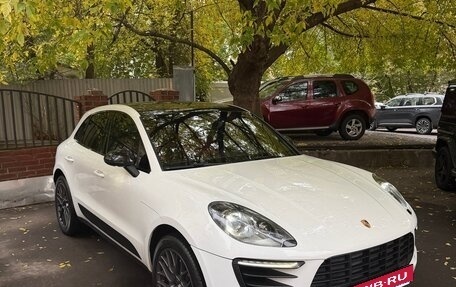 Porsche Macan I рестайлинг, 2015 год, 3 200 000 рублей, 2 фотография