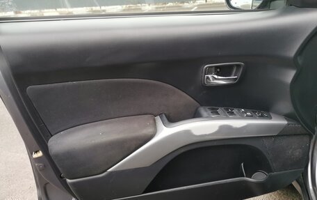 Mitsubishi Outlander III рестайлинг 3, 2008 год, 980 000 рублей, 22 фотография