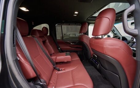 Lexus LX, 2022 год, 15 999 000 рублей, 33 фотография