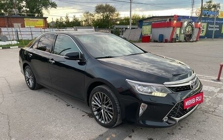 Toyota Camry, 2018 год, 2 650 000 рублей, 3 фотография