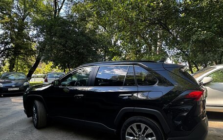 Toyota RAV4, 2020 год, 3 690 000 рублей, 5 фотография