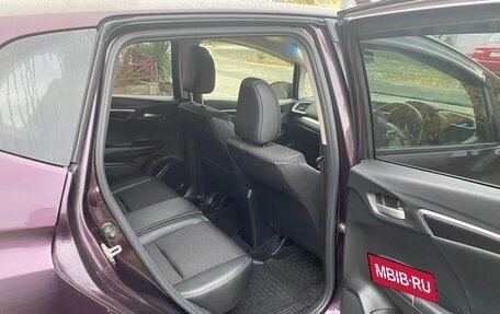 Honda Fit III, 2013 год, 1 030 000 рублей, 7 фотография