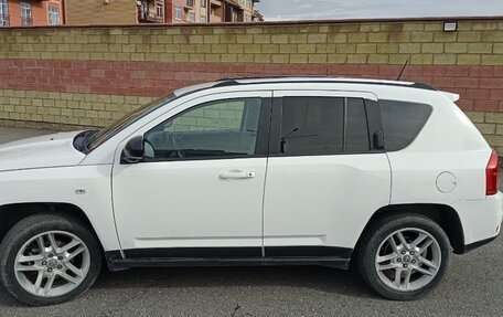 Jeep Compass I рестайлинг, 2011 год, 835 000 рублей, 3 фотография