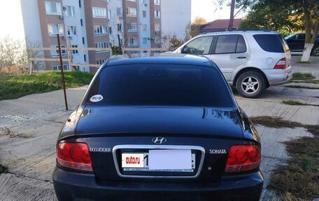 Hyundai Sonata IV рестайлинг, 2005 год, 250 000 рублей, 3 фотография