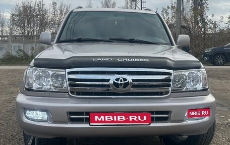 Toyota Land Cruiser 100 рестайлинг 2, 2000 год, 1 550 000 рублей, 1 фотография