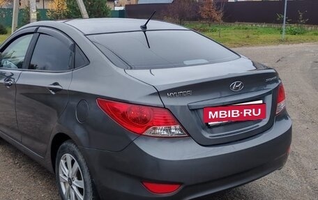 Hyundai Solaris II рестайлинг, 2013 год, 875 000 рублей, 3 фотография