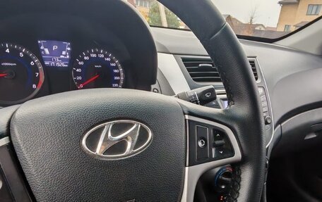 Hyundai Solaris II рестайлинг, 2013 год, 875 000 рублей, 7 фотография