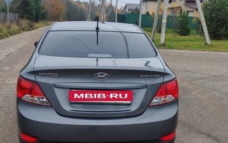 Hyundai Solaris II рестайлинг, 2013 год, 875 000 рублей, 5 фотография