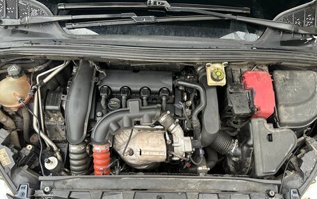 Peugeot 408 I рестайлинг, 2016 год, 600 000 рублей, 5 фотография