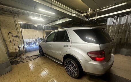 Mercedes-Benz M-Класс, 2005 год, 650 000 рублей, 4 фотография