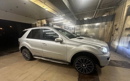 Mercedes-Benz M-Класс, 2005 год, 650 000 рублей, 3 фотография