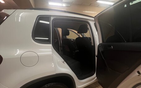 Volkswagen Tiguan I, 2016 год, 2 200 000 рублей, 14 фотография