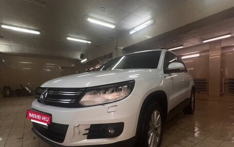 Volkswagen Tiguan I, 2016 год, 2 200 000 рублей, 8 фотография