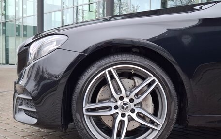 Mercedes-Benz E-Класс, 2020 год, 4 090 000 рублей, 10 фотография