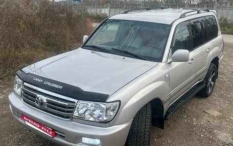 Toyota Land Cruiser 100 рестайлинг 2, 2000 год, 1 550 000 рублей, 3 фотография