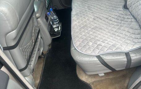 Toyota Land Cruiser 100 рестайлинг 2, 2000 год, 1 550 000 рублей, 12 фотография