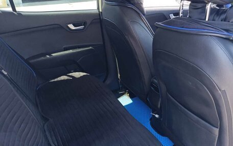 KIA Stonic, 2018 год, 1 450 000 рублей, 7 фотография