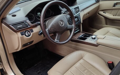 Mercedes-Benz E-Класс, 2012 год, 1 550 000 рублей, 8 фотография