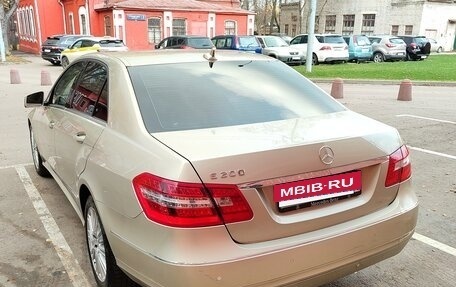 Mercedes-Benz E-Класс, 2012 год, 1 550 000 рублей, 5 фотография