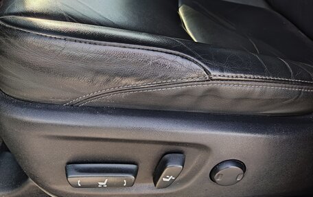 Toyota Land Cruiser Prado 150 рестайлинг 2, 2017 год, 3 999 981 рублей, 8 фотография