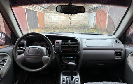 Suzuki Vitara II рестайлинг, 1999 год, 320 000 рублей, 9 фотография