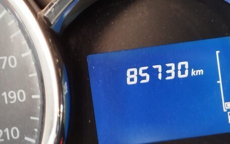 Renault Logan II, 2018 год, 1 300 000 рублей, 5 фотография