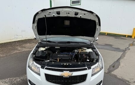 Chevrolet Cruze II, 2011 год, 650 000 рублей, 10 фотография