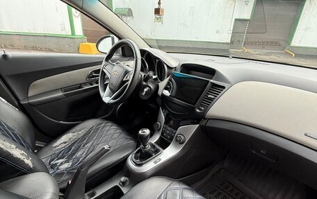 Chevrolet Cruze II, 2011 год, 650 000 рублей, 24 фотография