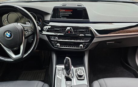 BMW 5 серия, 2018 год, 3 900 000 рублей, 12 фотография