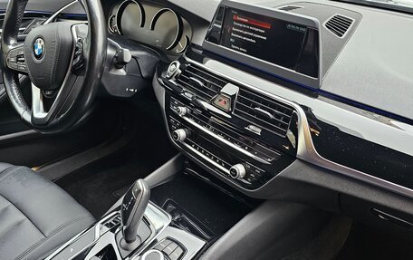 BMW 5 серия, 2018 год, 3 900 000 рублей, 13 фотография