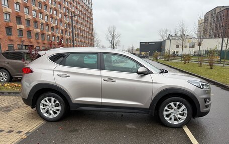 Hyundai Tucson III, 2019 год, 2 350 000 рублей, 4 фотография