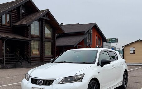 Lexus CT I рестайлинг, 2011 год, 1 450 000 рублей, 17 фотография