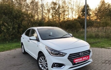 Hyundai Solaris II рестайлинг, 2018 год, 1 550 000 рублей, 2 фотография