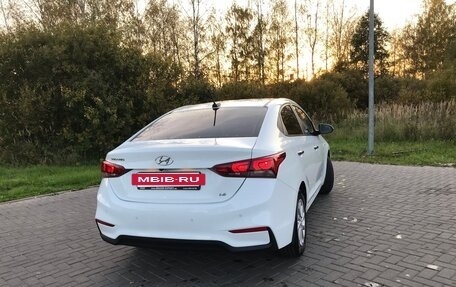 Hyundai Solaris II рестайлинг, 2018 год, 1 550 000 рублей, 10 фотография