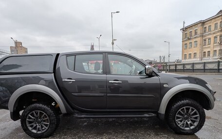 Mitsubishi L200 IV рестайлинг, 2011 год, 1 900 000 рублей, 2 фотография