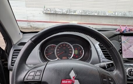 Mitsubishi L200 IV рестайлинг, 2011 год, 1 900 000 рублей, 5 фотография