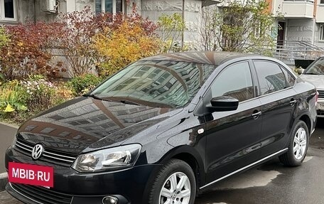 Volkswagen Polo VI (EU Market), 2012 год, 870 000 рублей, 3 фотография