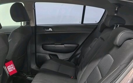 KIA Sportage IV рестайлинг, 2020 год, 2 250 000 рублей, 17 фотография