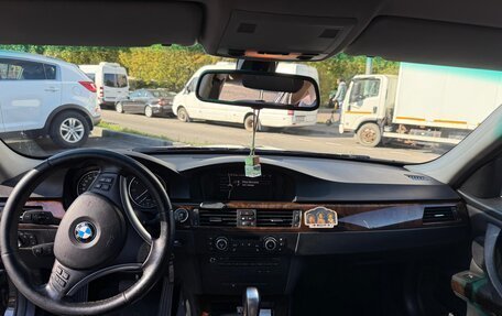 BMW 3 серия, 2010 год, 1 285 000 рублей, 13 фотография