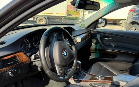 BMW 3 серия, 2010 год, 1 285 000 рублей, 14 фотография