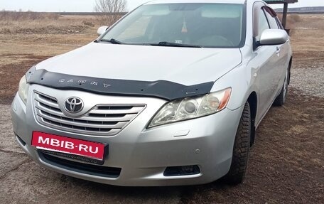 Toyota Camry, 2007 год, 1 050 000 рублей, 2 фотография