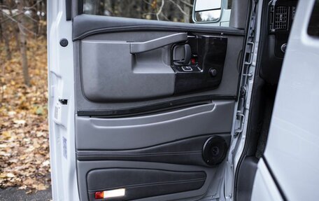 Chevrolet Express II, 2024 год, 17 947 000 рублей, 14 фотография