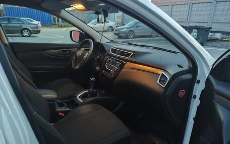 Nissan Qashqai, 2015 год, 1 850 000 рублей, 2 фотография