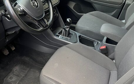 Volkswagen Tiguan II, 2017 год, 1 850 000 рублей, 2 фотография