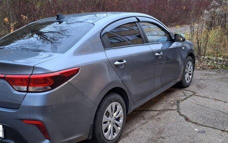 KIA Rio IV, 2017 год, 1 300 000 рублей, 3 фотография