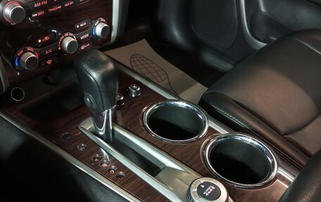 Nissan Pathfinder, 2015 год, 1 600 000 рублей, 15 фотография